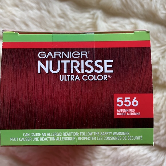 Garnier Nutrisse Ultra Color 556 Autumn RED hair dye - Picture 6 of 10
